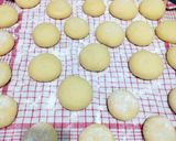 Foto langkah ke 5 dari resep Donat empuk tanpa kentang.