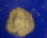 A picture of step 3 of Minced meat filled buns.