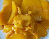 A picture of step 1 of Mango Lassi.