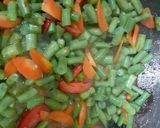 Foto langkah ke 2 dari resep Tumis buncis tahu wortel.