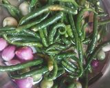 Foto langkah ke 2 dari resep 53. Cumi Cabe Hijau.