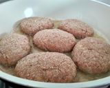 Mielone w sosie śmietanowo - grzybowym krok przepisu 3 zdjęcie