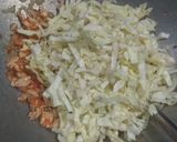 Foto langkah ke 3 dari resep Tavuklu Kapuska (Cabbage stew with chicken).