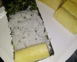 Foto langkah ke 6 dari resep Sushi simple ala mama farida.