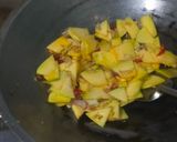 Foto langkah ke 4 dari resep Tumis Picung Labu Parang.