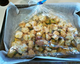 Foto del paso 2 de la receta: Coliflor con patatas al horno