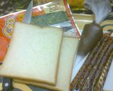 Foto langkah ke 1 dari resep Roti tawar bekal sekolah bentuk rumah super duper kilat.
