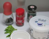 Foto langkah ke 3 dari resep Garlic Butter Smashed Baby Potatoes Yogurt Sauce.