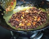 A picture of step 3 of Fried kale chane ki chaat.