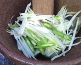 รูปขั้นตอนการทำที่ 2 ของ ส้มตำเห็ด #กินผักรักสุขภาพ2