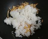 รูปขั้นตอนการทำที่ 7 ของ ข้าวผัดไข่หมูต้มเค็ม