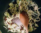A picture of step 2 of Pasta con le sarde espressa.