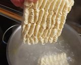 Foto del paso 3 de la receta: Fideos Saltados con Salmón