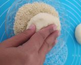 Foto langkah ke 5 dari resep 207. Roti Goreng/ Odading Kopong.