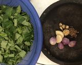 Foto langkah ke 1 dari resep Bobor Kangkung Santan.