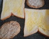 Foto langkah ke 2 dari resep Sandwich Patties.