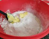 A picture of step 3 of Cheese scallion bread.