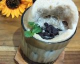 Foto langkah ke 3 dari resep Honey Almond Milk Coffee Ice Mommylicious.