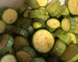 Foto del paso 3 de la receta: Calabacitas capeadas