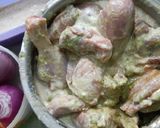 A picture of step 1 of Chicken Afgani Masala.