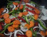 Foto del paso 2 de la receta: Bifes a la criolla