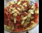 Une image de l'étape 2 de Tartare de concombre tomates citron et épices.