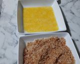 A picture of step 1 of Chicharrones Coated Chicken Stuffed with Cheese.