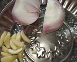 भरवां करेले (Bharwan Karele recipe in Hindi) रेसिपी चरण 2 फोटो
