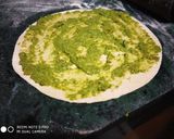 A picture of step 2 of Green dhania chutney parantha.