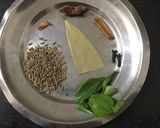A picture of step 2 of Tomato rice.