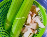 Hình bước làm 1 của món Mực ống xào mướp và nấm bào ngư