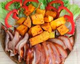 Hình bước làm 7 của món Tai heo phá lấu và xoài xanh lắc