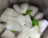 A picture of step 2 of Mushroom do pyaja.