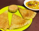 A picture of step 3 of Sooji dosa.