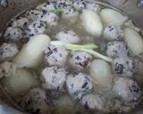 Hình bước làm 3 của món Bún Mọc