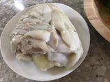 ผัดกะเพราไข่หมึก ดึ๋ง ดึ๋ง 🐙