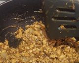 Foto langkah ke 2 dari resep Roti Kelopak Bunga Isi Ayam Kecap.