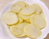 乾鍋馬鈴薯的食譜步驟2照片