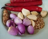Foto langkah ke 1 dari resep Kotokan Iwak Pe dan Tongkol.
