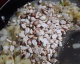 आलू साबूदाना खिचड़ी (aloo sabudana khichdi recipe in Hindi) रेसिपी चरण 7 फोटो