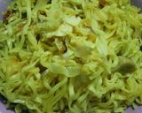 Foto langkah ke 5 dari resep Oseng mie.
