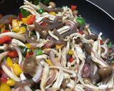 Foto del paso 2 de la receta: Wok de Verduras Salteadas con Pechugas de Pollo (sasami)Konnyaku!