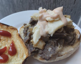 Foto del paso 8 de la receta: Sándwich de carne🥩, cebolla🧀caramelizada🌰 y queso🥯