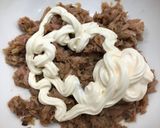 Foto langkah ke 3 dari resep Cold Tuna Mayo Sandwich untuk bekal anak sekolah.