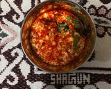 A picture of step 3 of Dahi Tikhari.