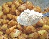A picture of step 3 of Besan wale Aloo.
