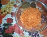 A picture of step 1 of Instant Carrot Pickles.