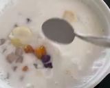 A picture of step 2 of Thai Glutenous Rice Ball - Bua Loy.