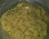 A picture of step 3 of Aloo ka halwa.