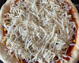 Házi pizzatészta és paradicsomos alap recept fázis 3 fotója